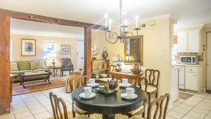 House, 1 Bedroom | Private kitchen - Chatham Square Garden Apartment by Lucky Savannah (Savannah)