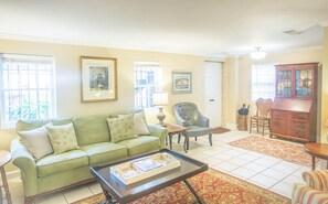 House, 1 Bedroom | Living room - Chatham Square Garden Apartment by Lucky Savannah (Savannah)
