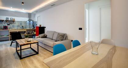 Moderno apartamento de dos dormitorios