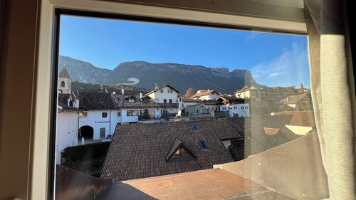 Terrace apartment in the center of Eppan - also for large families