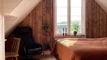 5 bedrooms, desk, free WiFi