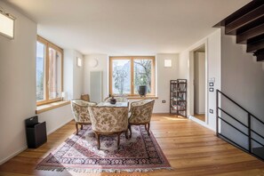 Interior - Apartment "Villa Iagra" with Lake View, Garden & Wi-Fi (Tiarno di Sopra)