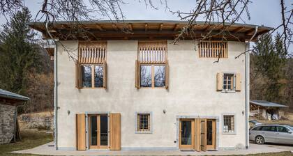 Ferienwohnung "Villa Iagra" mit Seeblick, Garten & WLAN