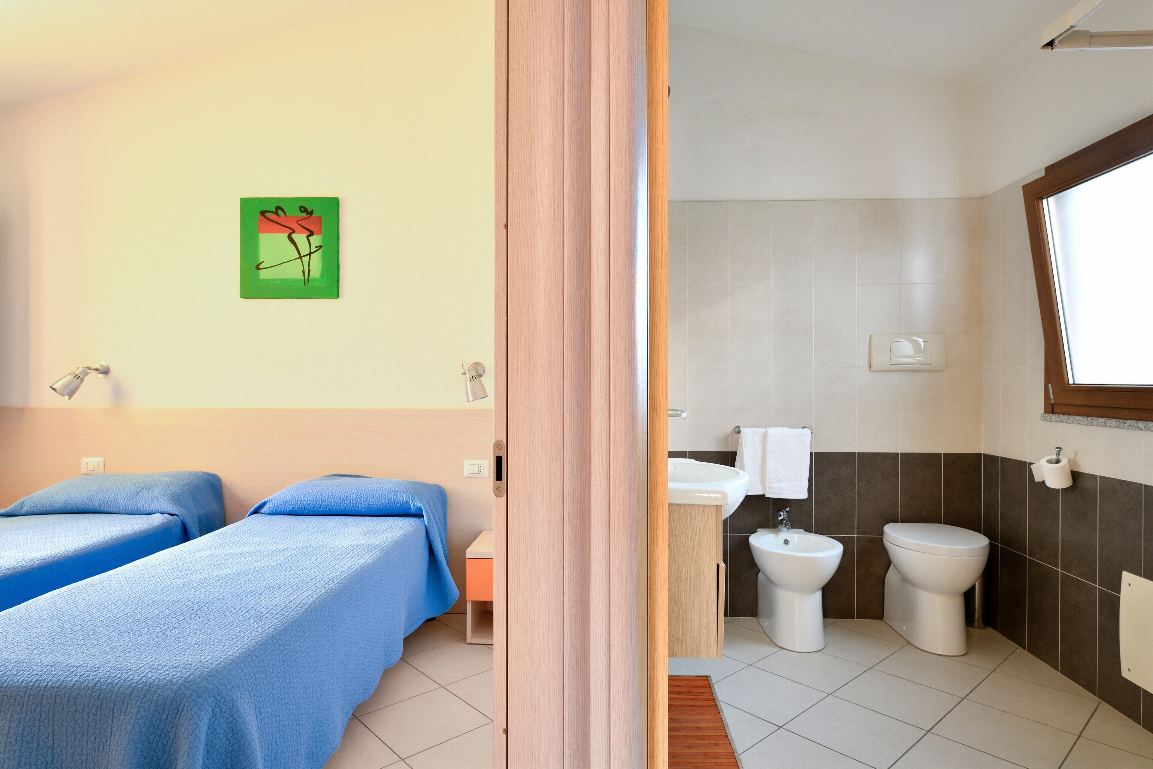 2 camere, Wi-Fi gratuito, lenzuola