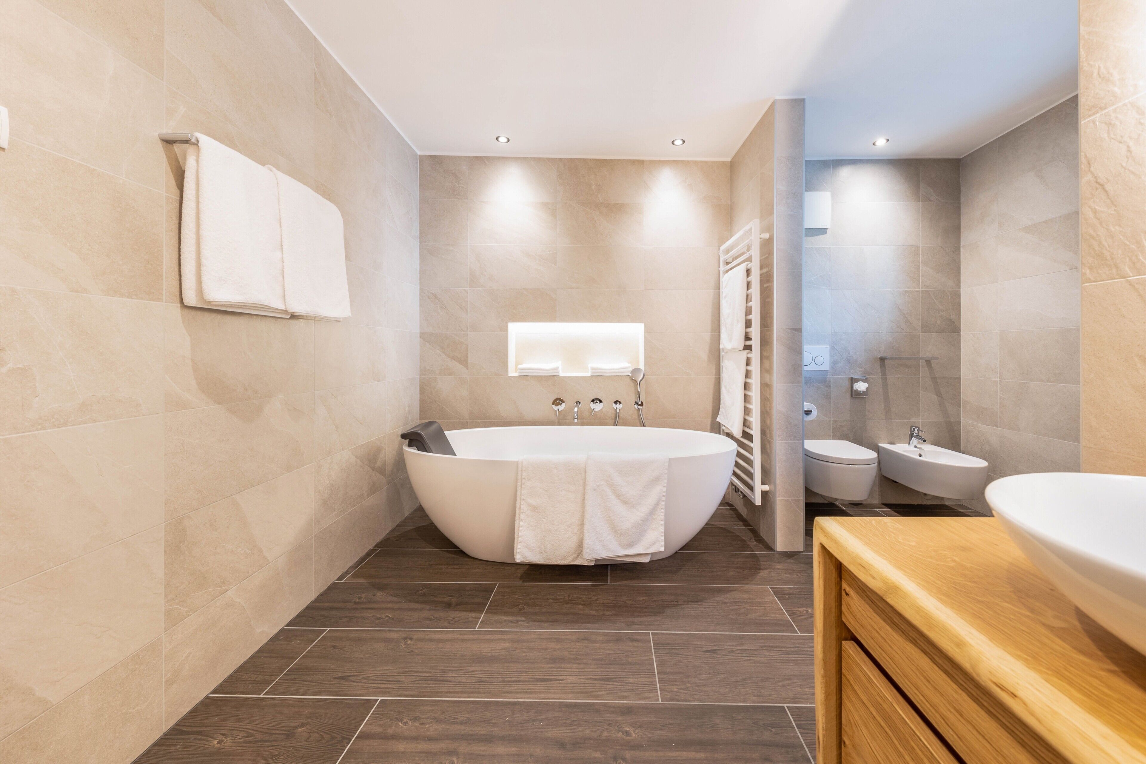 浴缸、風筒、提供毛巾