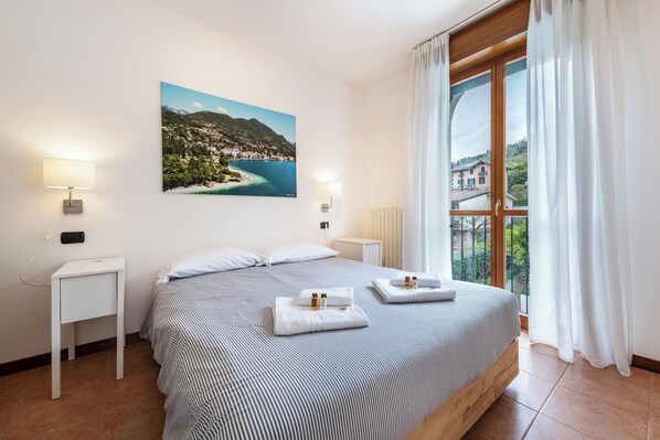 1 soverom, strykejern/-brett, wi-fi (inkludert) og sengetøy