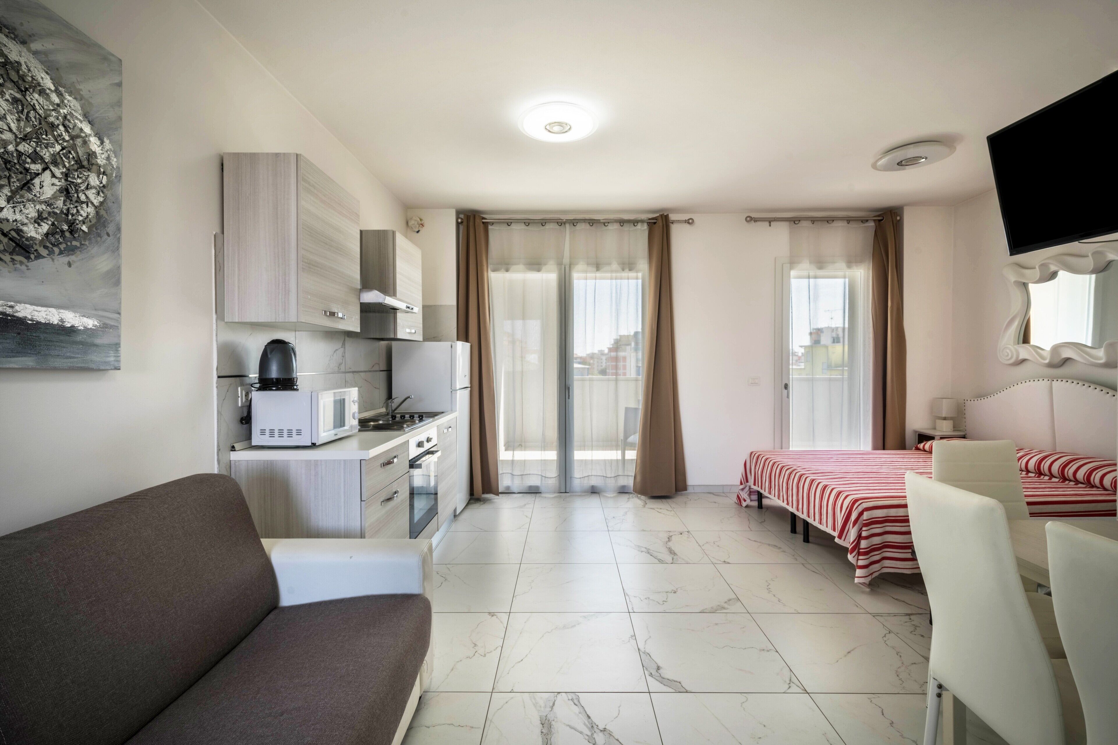 免费 WiFi、床单