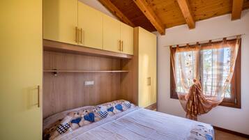 2 chambres, Wi-Fi gratuit, draps fournis