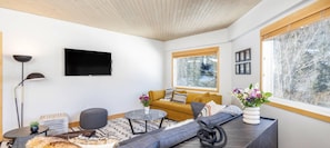 Condo, 1 Bedroom | Living room