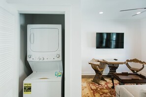 House, 1 Bedroom | Bed sheets