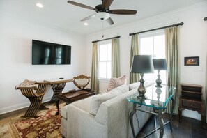 Maison, 1 chambre | Salle de séjour