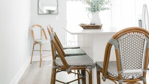 Appart'hôtel, 2 chambres | Cuisine privée