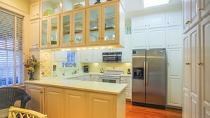 Maison mitoyenne, 3 chambres | Cuisine privée