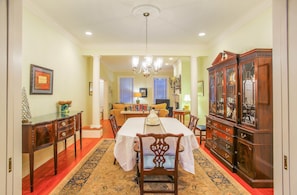 Maison mitoyenne, 3 chambres | Restauration