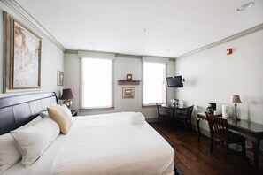 套房, 1 张特大床