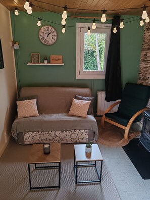 TV - Charming cottage in la chapelle en vercors (La Chapelle-en-Vercors)