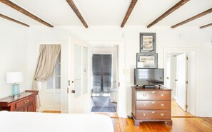 콘도, 퀸사이즈침대 1개