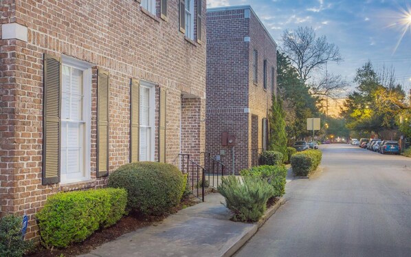 Townhome, 3 Bedrooms | Exterior - Huntingdon Getaway by Lucky Savannah (Savannah)