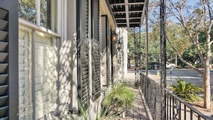 Unclassified image, 5 of 25, button - Cotton Manor by Lucky Savannah (Savannah)