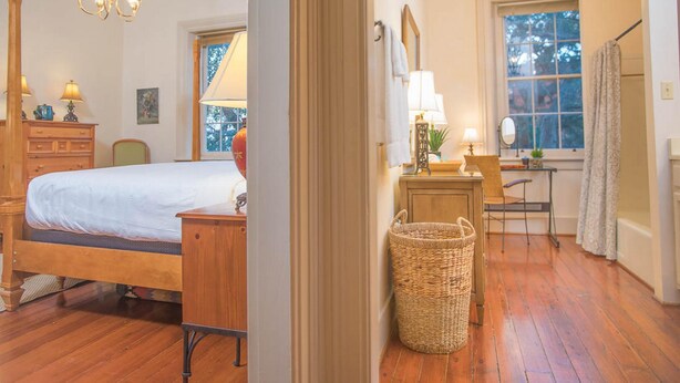 1 bedroom - Wilkes Three by Lucky Savannah (Savannah)