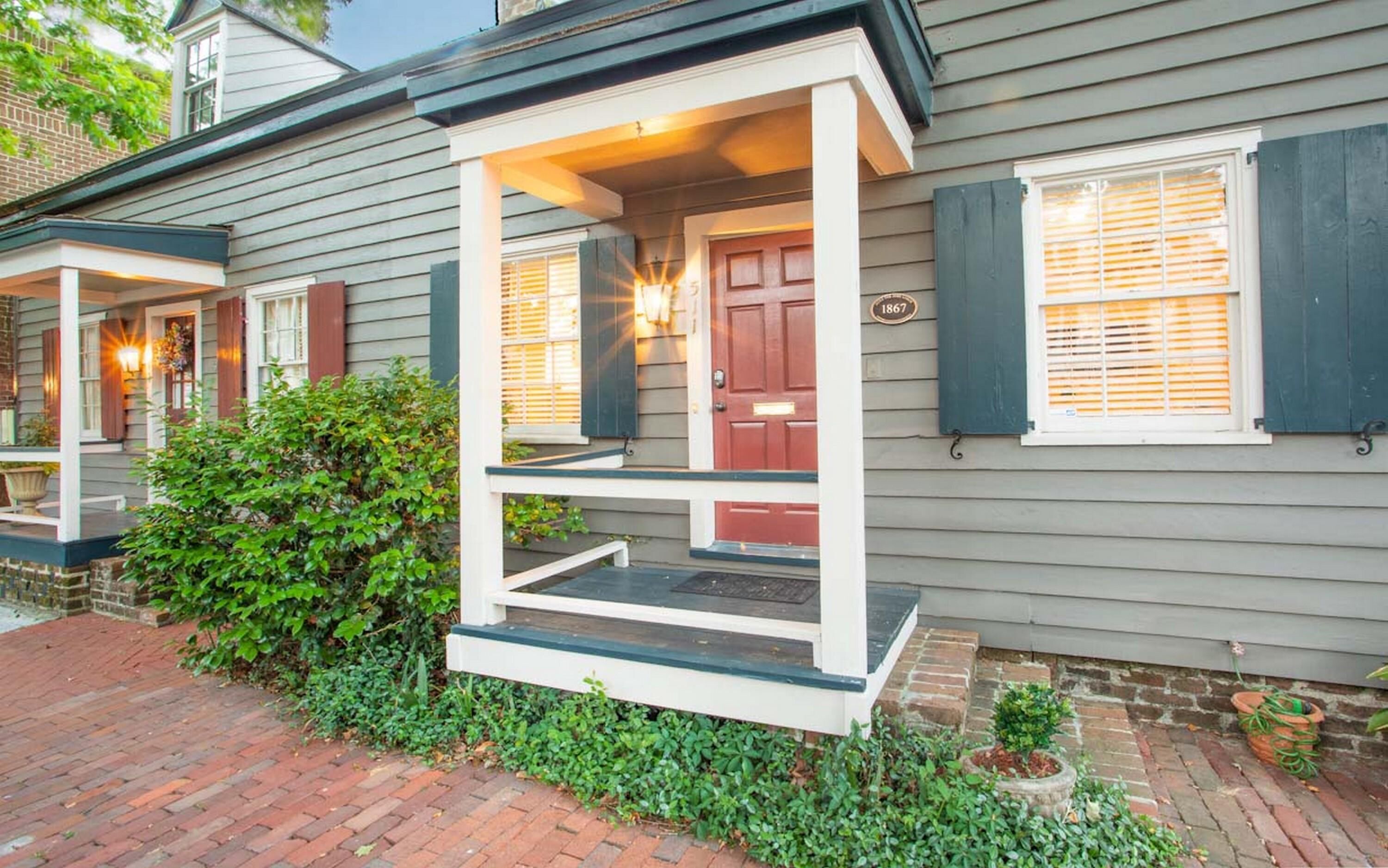 House, 2 Bedrooms | Exterior