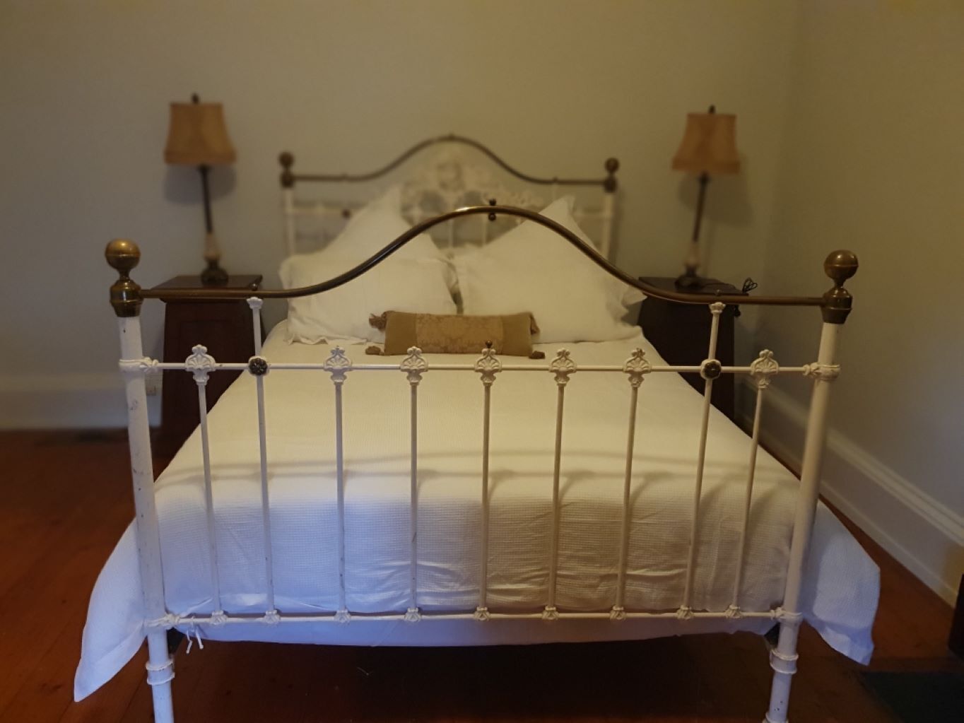 Rural Country Retreat, Homestead, Skipton Rail Trail on Emu Creek