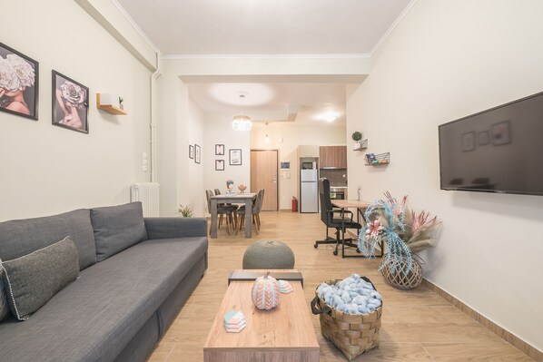 40-inch flat-screen TV with digital channels, TV