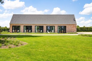 Chambre Deluxe double ou avec lits jumeaux, 1 chambre, vue sur le jardin | Vue de la chambre