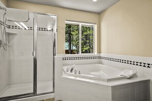 Hair dryer, towels - Pet-Friendly Chic Lodge | Office, Hot Tub, King Suite, Trails & Rec Access (Truckee)