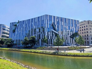 Point of interest - Candlewood Suites Dusseldorf Airport by IHG (Düsseldorf)