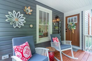 Terrace/patio - The Redbud - A PMI Scenic City Vacation Rental (Chattanooga)