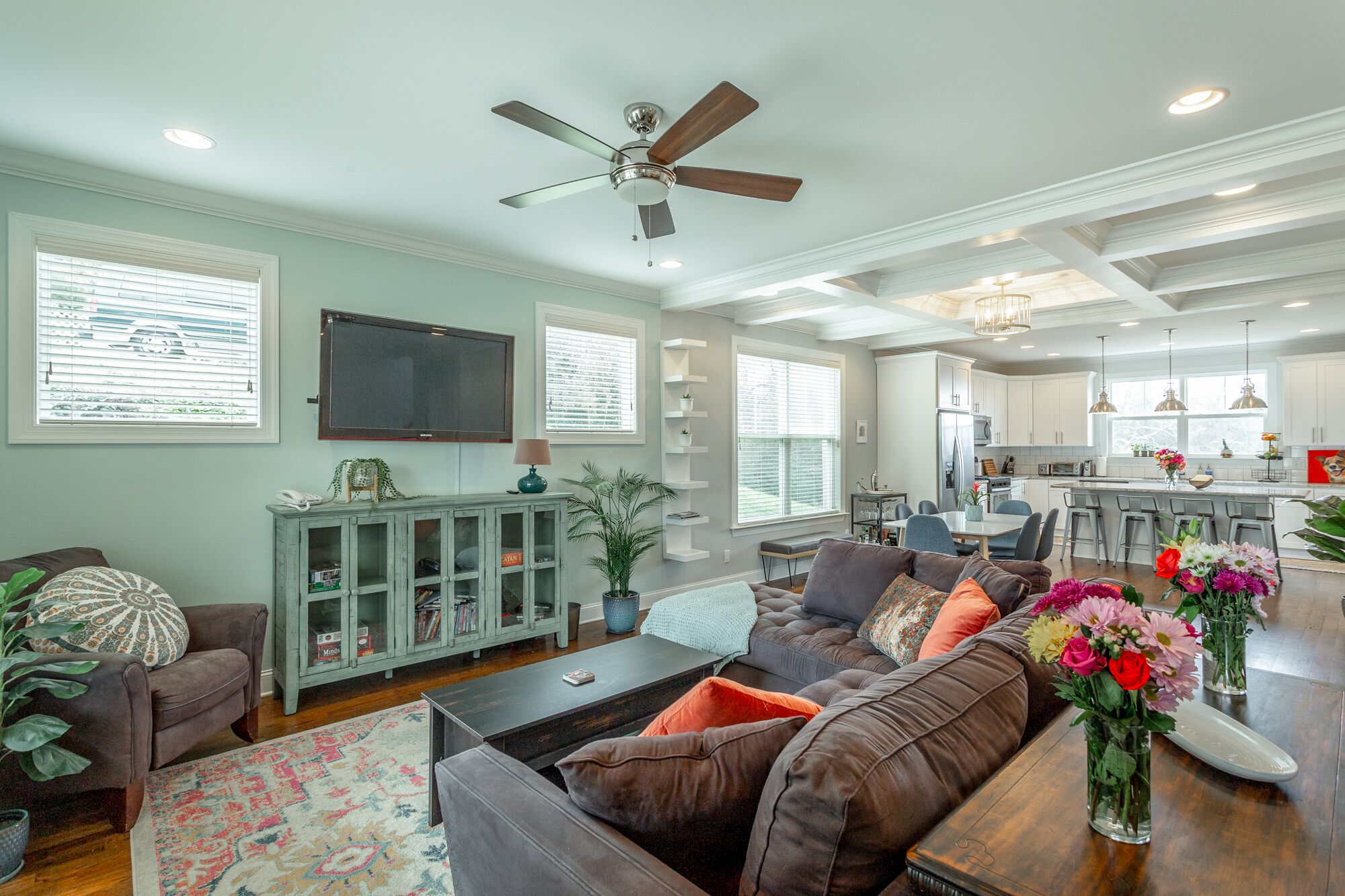 The White Aster- a PMI Scenic City Vacation Rental