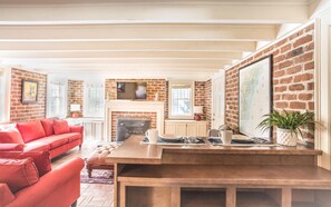 Condo, 1 Bedroom | Living room