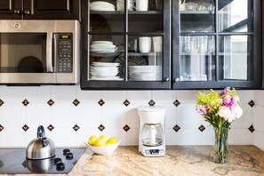 Casa, 2 habitaciones | Cocina privada