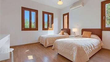 Luxury Apartment | 3 bedrooms, individually decorated, individually furnished