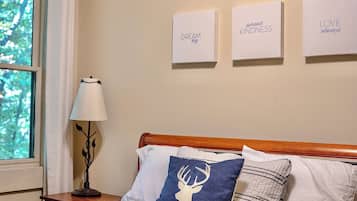 3 slaapkamers, een bureau, een strijkplank/strijkijzer, gratis wifi