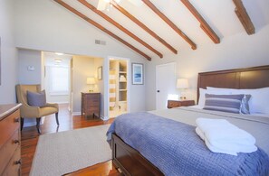 Condo, 1 Bedroom | 1 bedroom - Robin's Nest by Lucky Savannah (Savannah)