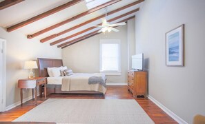 Condo, 1 Bedroom | 1 bedroom - Robin's Nest by Lucky Savannah (Savannah)