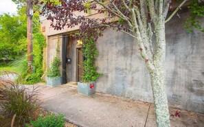 House, 1 Bedroom | Exterior