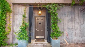 House, 1 Bedroom | Exterior - Eleven Twelve Lincoln House by Lucky Savannah (Savannah)