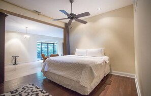 House, 1 Bedroom | 1 bedroom - Eleven Twelve Lincoln House by Lucky Savannah (Savannah)