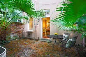 Casa geminada, 2 quartos | Sacada