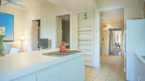 House, 4 Bedrooms | Private kitchen - Cohen House Main by Lucky Savannah (Savannah)
