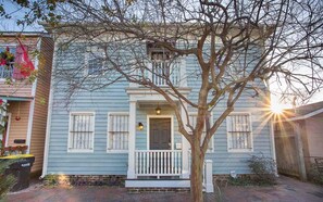 House, 3 Bedrooms | Exterior