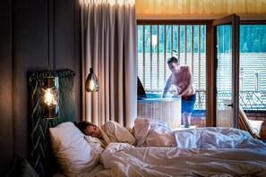 尊爵套房 (Kaisersuite) | 客房內保險箱、獨特裝潢、免費無線上網、床單