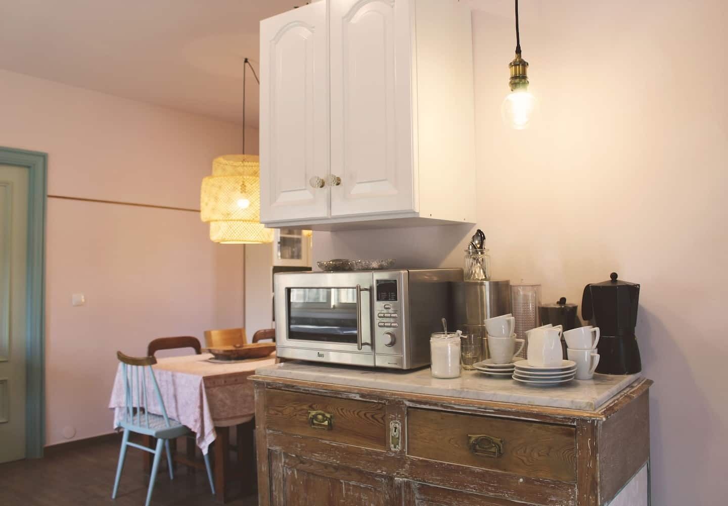 Charming house in a rural setting, with a pool, near Segovia.