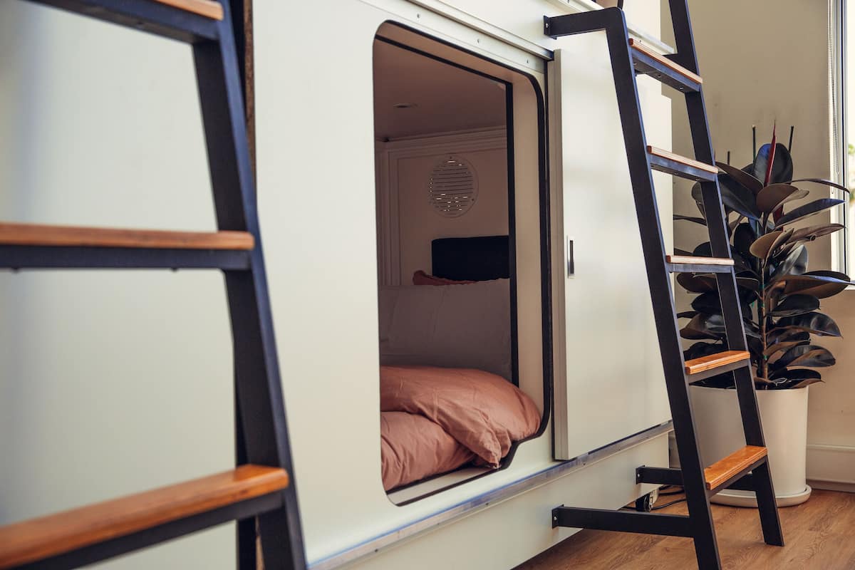 Deluxe Shared Dormitory | Free WiFi, bed sheets