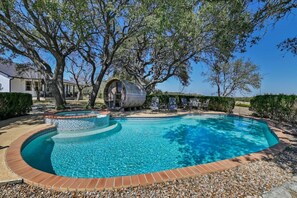 Pool - `Oak Hollow`- 40 Acre Country Escape w/ Pool, Sauna, Pet-Friendly! (Liberty Hill)