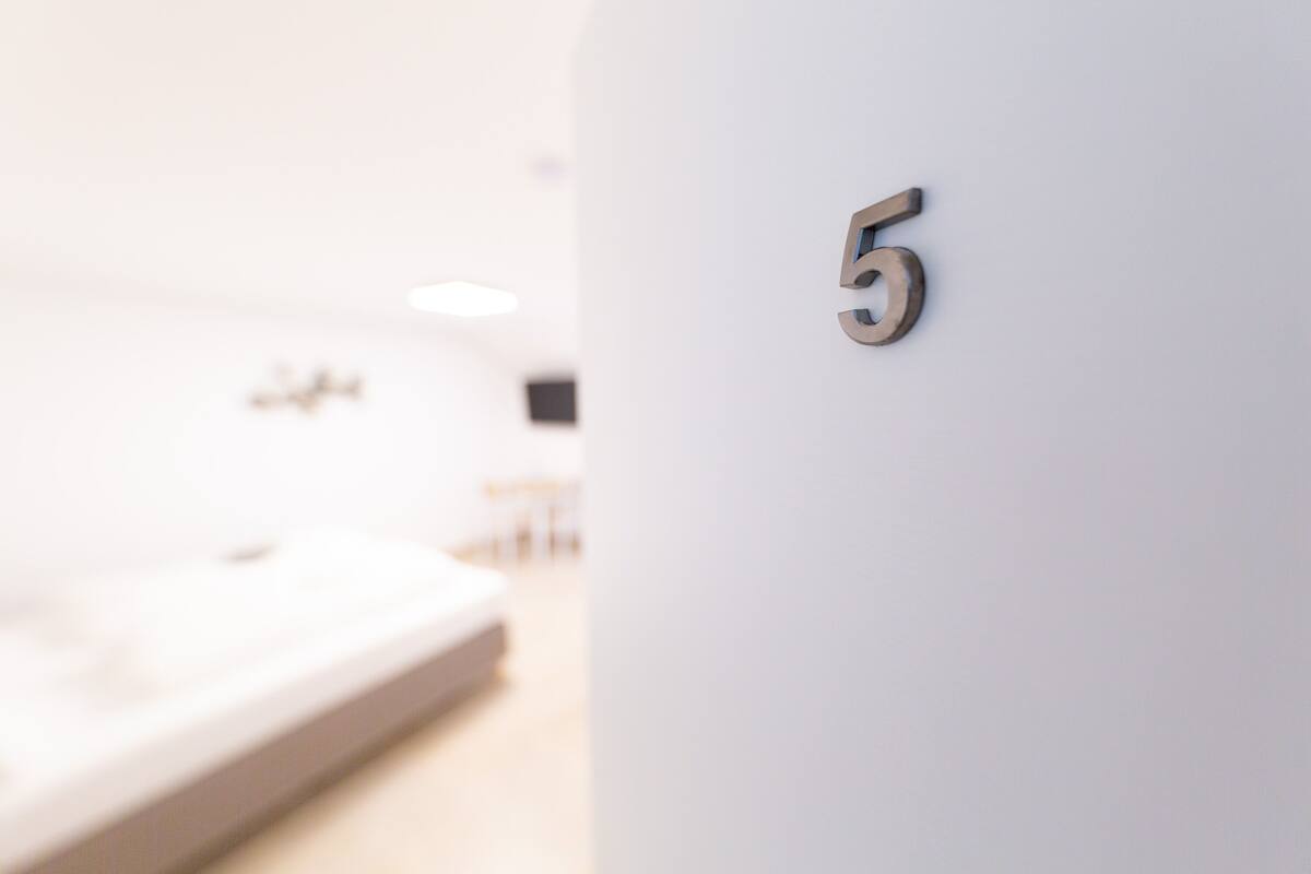 Habitación doble, 1 cama King size, para no fumadores, para personas alérgicas | Cuna de viaje, wifi gratis y ropa de cama