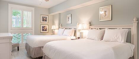 Fer et planche à repasser, Wi-Fi gratuit, draps fournis